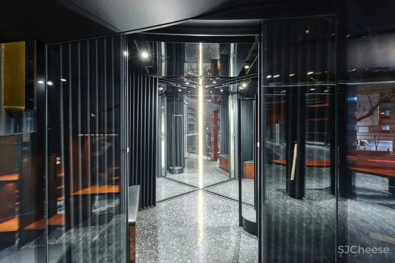 让·努维尔新作:D-G首尔旗舰店,被包裹的‘圆柱’