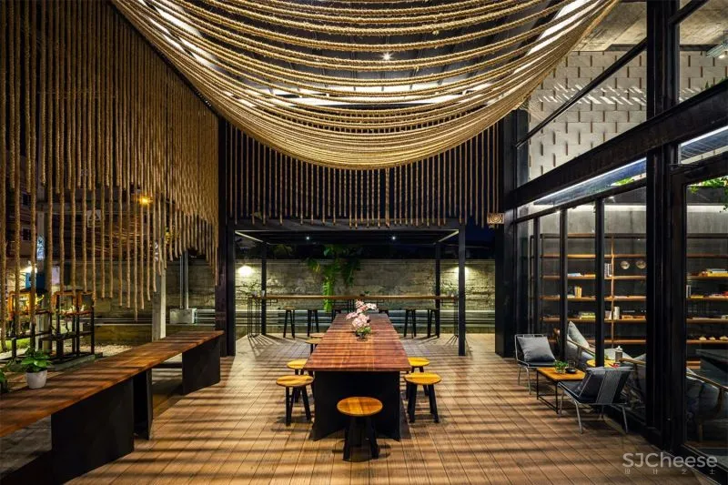 泰国丨Navakitel工业风设计酒店