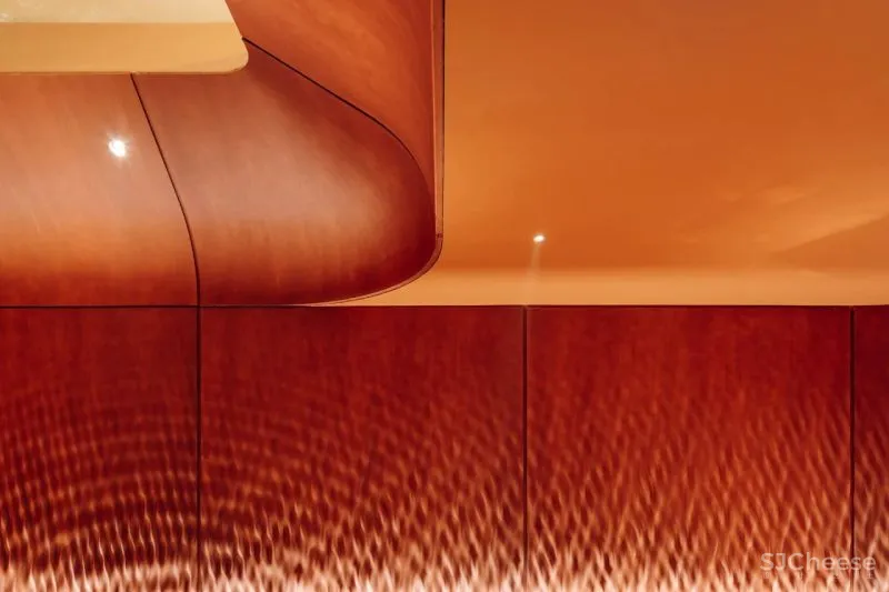 HIGHLIGHTING NATURAL MATERIALS RESTAURANT NÓMADA IN LISBON