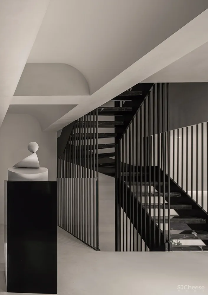 唐忠汉:207㎡简约设计,质朴、高级美!