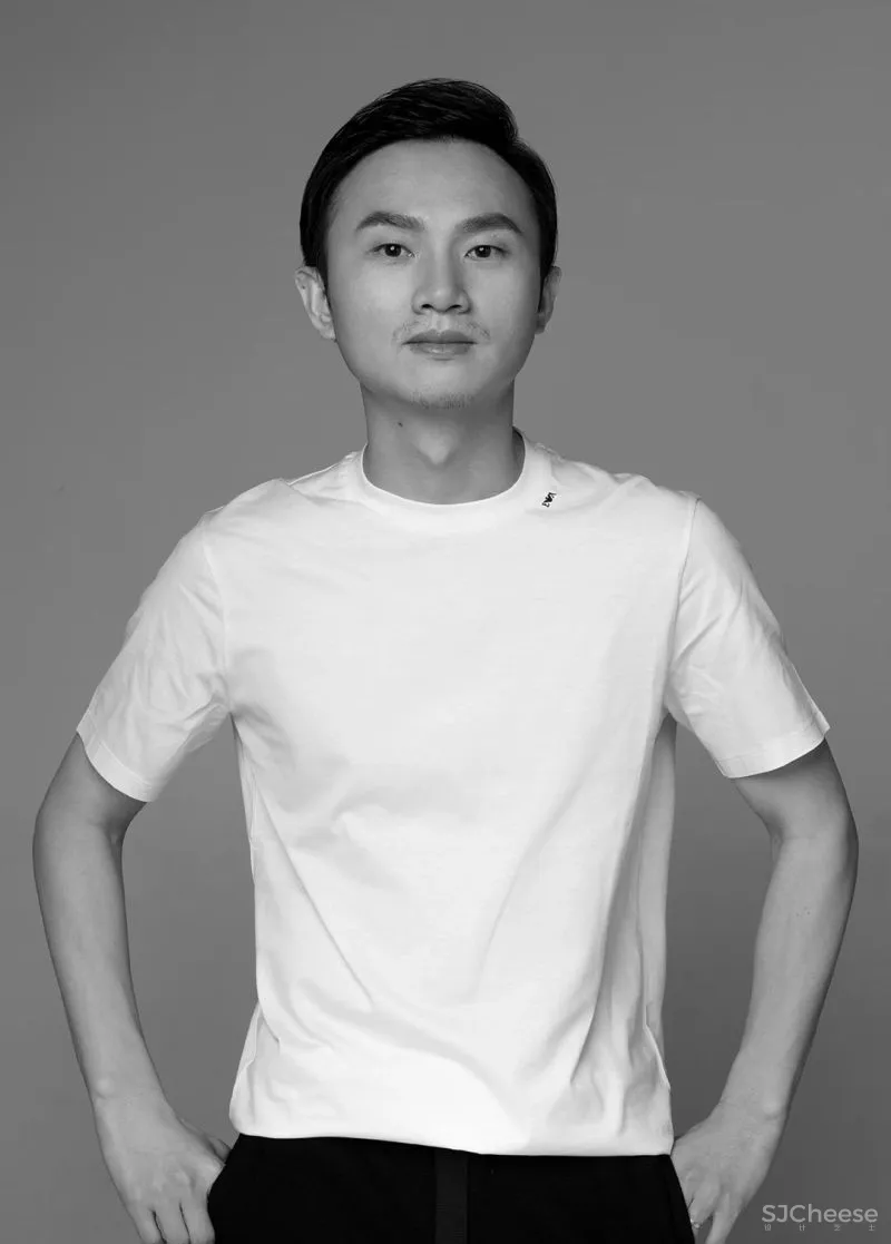 上海 600m² 顶级豪宅设计，低调安静的自然氧吧