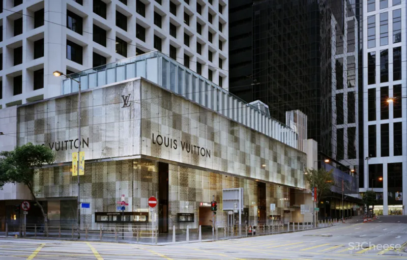 Louis Vuitton日本旗舰店新开幕,全定制艺术介入 X 顶奢大品牌