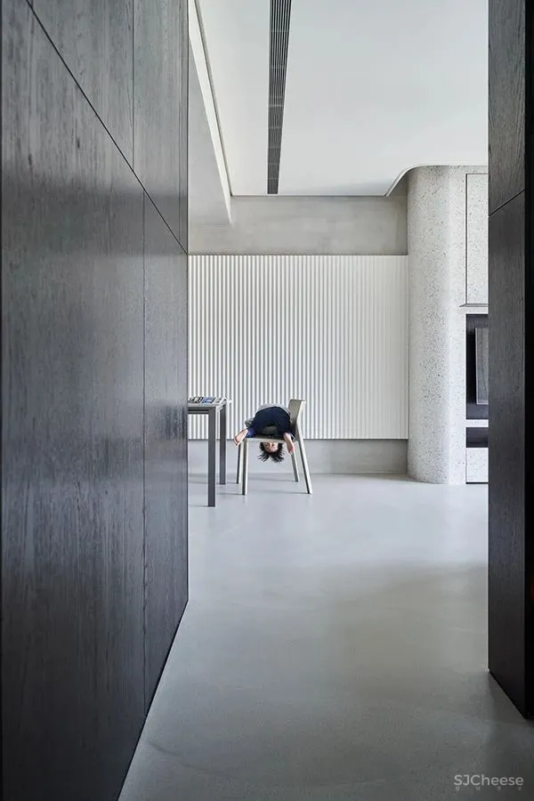 台式高级灰设计,质感空间!