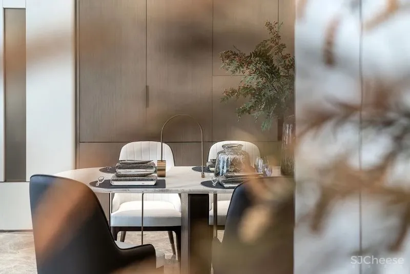 厚夫设计:轻雅金邂逅柔雾灰,百看不厌的魔力!