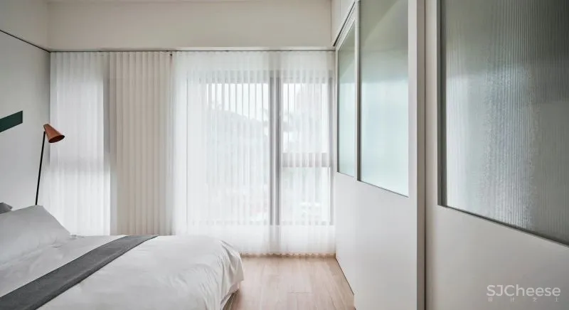 简化客厅功能,开启空间放大术!