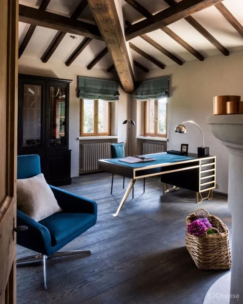 永 恒 的 静 修 一千多年历史的意大利城堡庄园酒店揭幕!