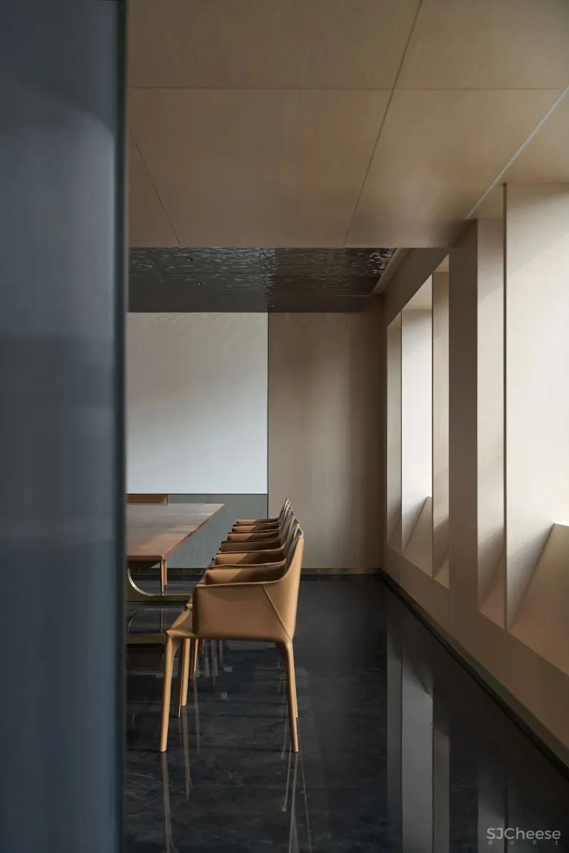 四季雲庭酒店 神龙掠影 BDD布道设计新作