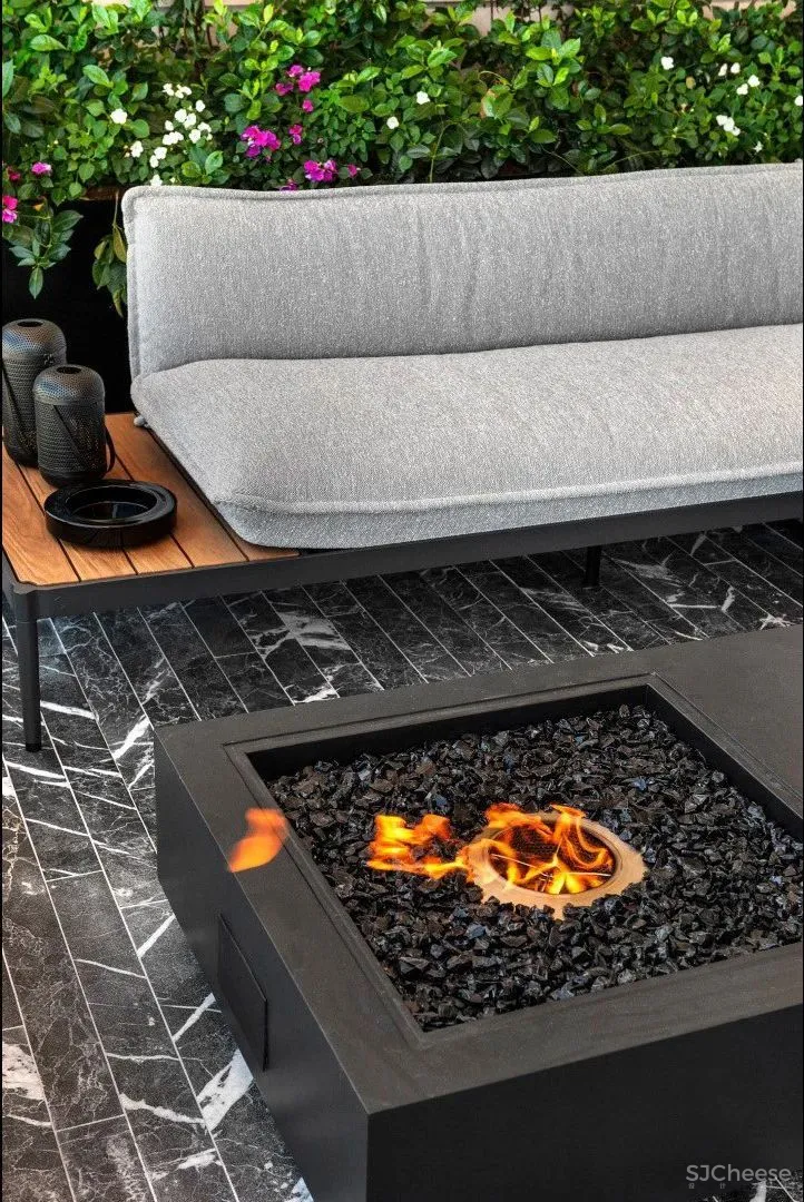 别再考虑北欧风了，这样的轻奢风直撩心底！