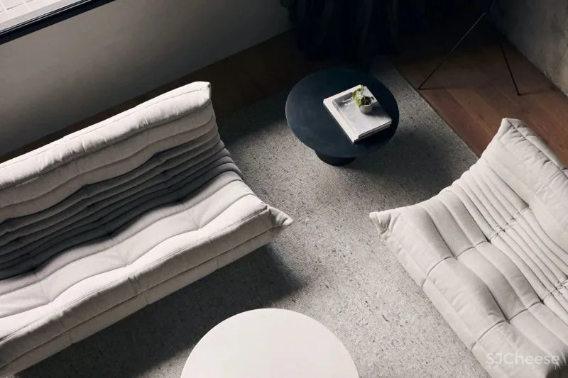 天然去雕饰的工业风 loft,混凝土也能如此高级!