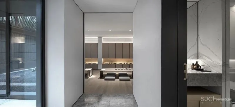 越中式，越质朴