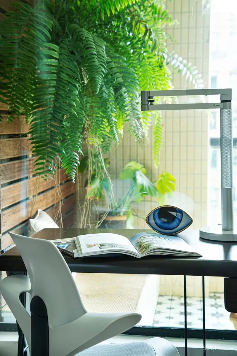 去风格,去浮华!看小红书博主如何把阳光法式搬进家