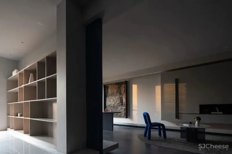 立方体m³:深海蓝索引的美学世界 本白空间