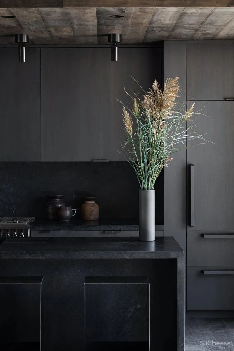 以侘寂之名，构生活之美 Adam Jordan新作