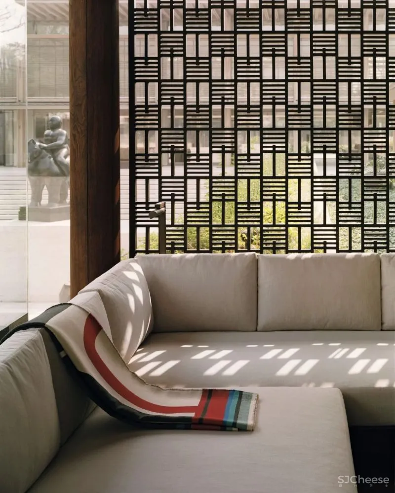 Christian Liaigre-是法国天才室内设计师和建筑师!