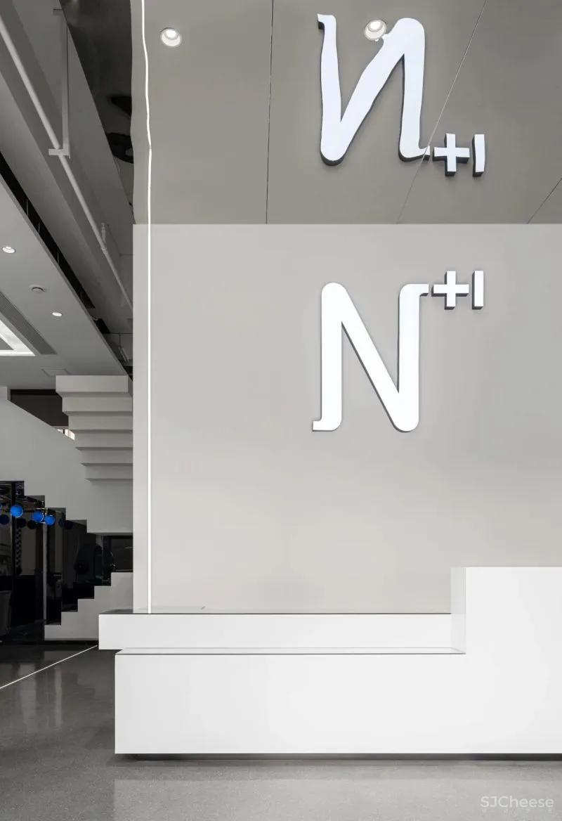 埃舍尔与球,美学沙龙 宁工设计