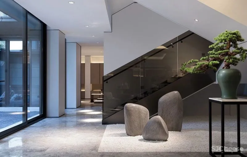 越中式，越质朴