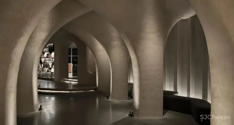 洞见——厦门0JI喔叽碳烧/酒仓 蔡荣伟