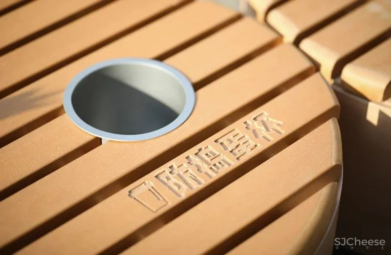 UND 深圳喜茶宠物友好主题店,萌宠社交,趣味十足