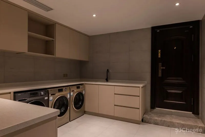 680m²别墅设计，魔幻迪厅的雅致蜕变秀 陈尹周「星作」