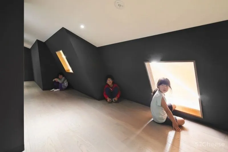 2021年首个火爆朋友圈的日本幼儿园,有钱人家的孩子无法想象的快乐!