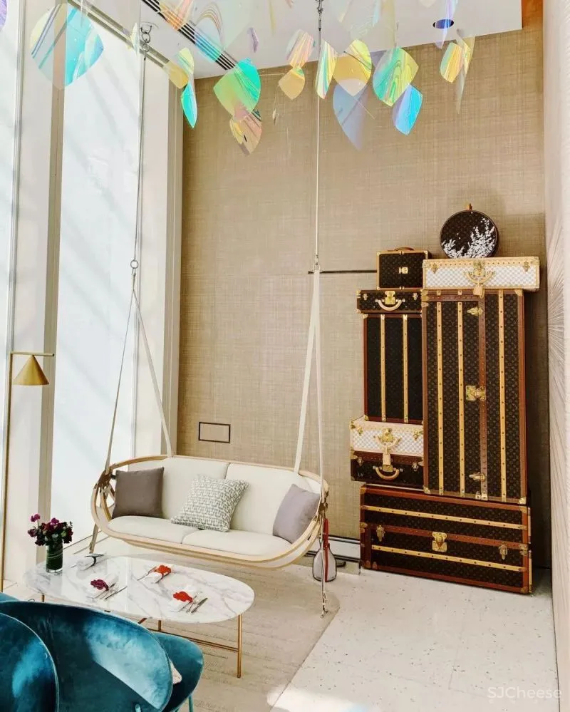 Louis Vuitton日本旗舰店新开幕,全定制艺术介入 X 顶奢大品牌