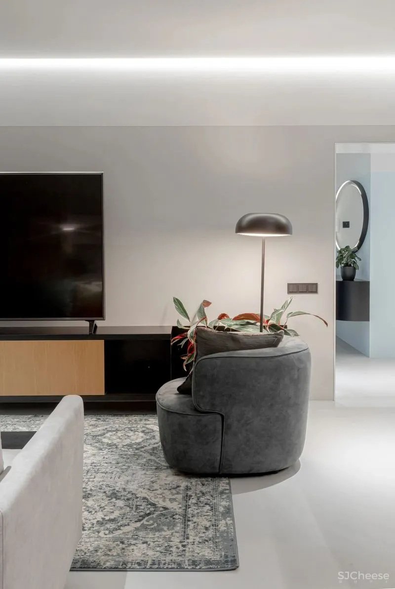 147㎡ 四室一厅,利用墙面做收纳,设计朴素却实用!