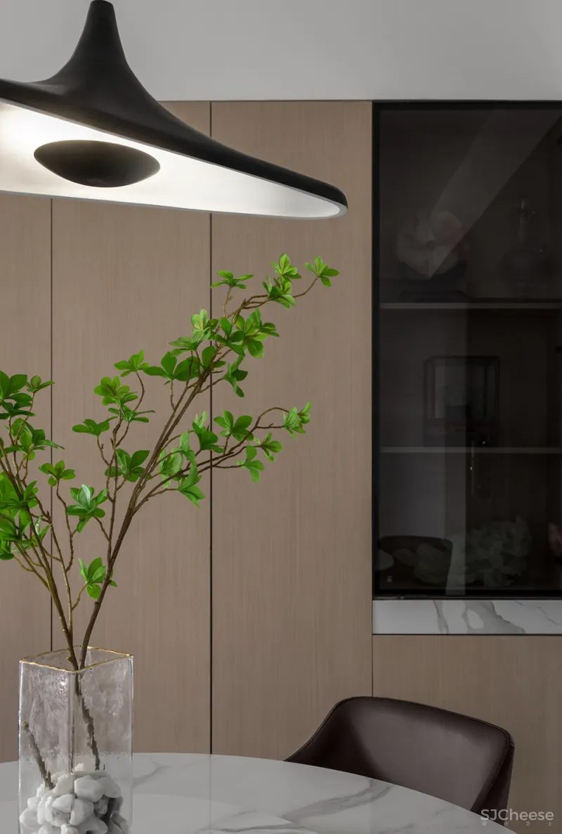 120m²极简设计,克制的生活态度!