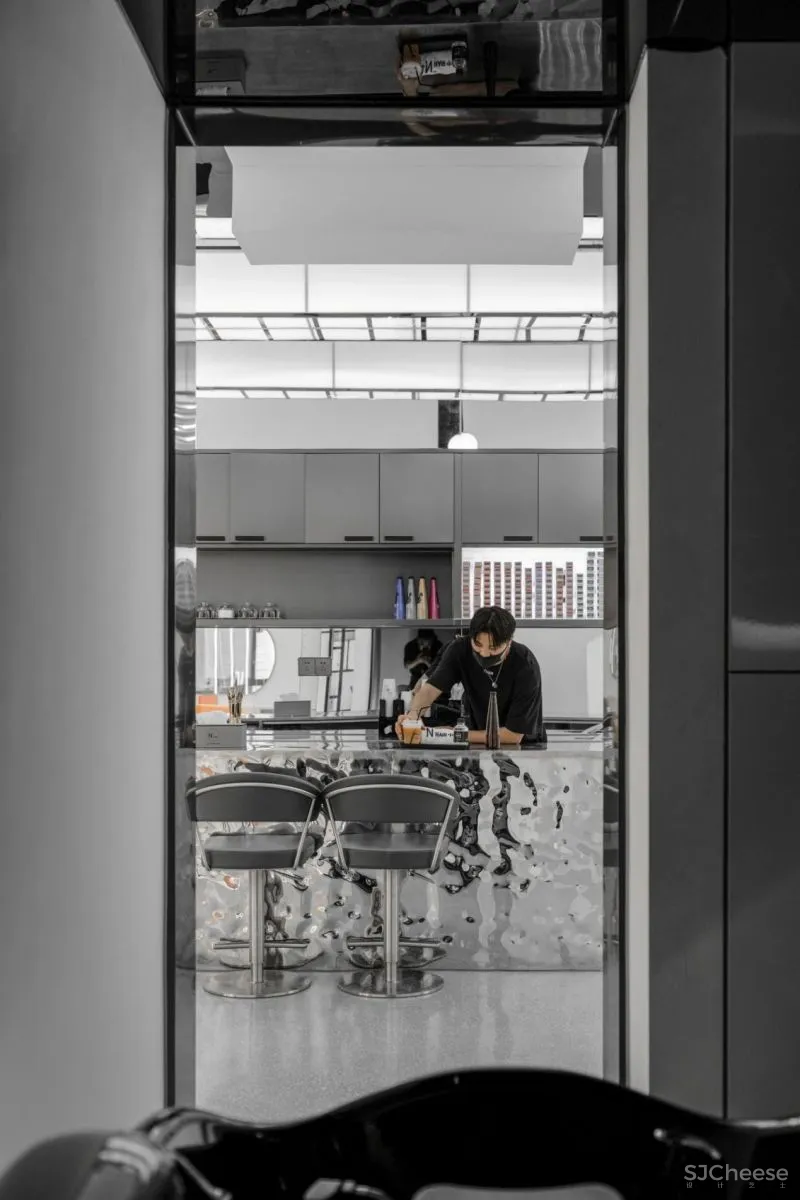 埃舍尔与球,美学沙龙 宁工设计