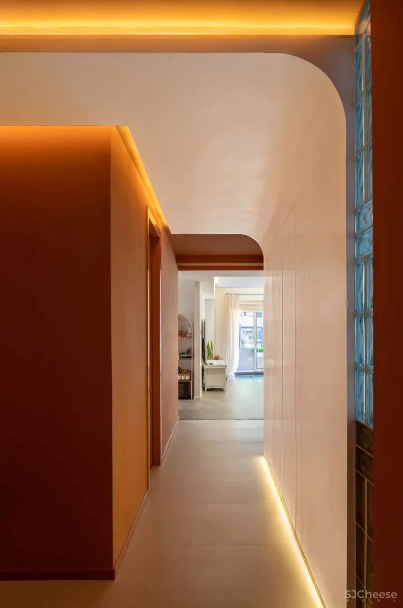 重庆鬼才设计师,教科书级别改造,地窖变身阳光房