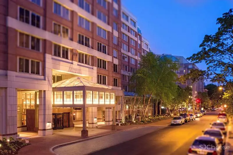 全球47家柏悦酒店:这一杯,敬天际线...