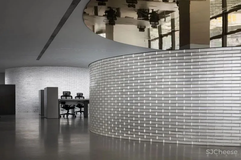 新作 乐推办公空间，陕西西安 本末笨泥空间设计