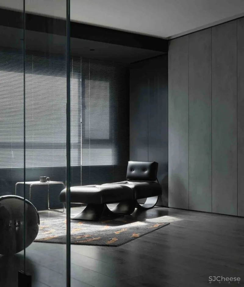 高级黑，格外的自由与浪漫 清和一舍