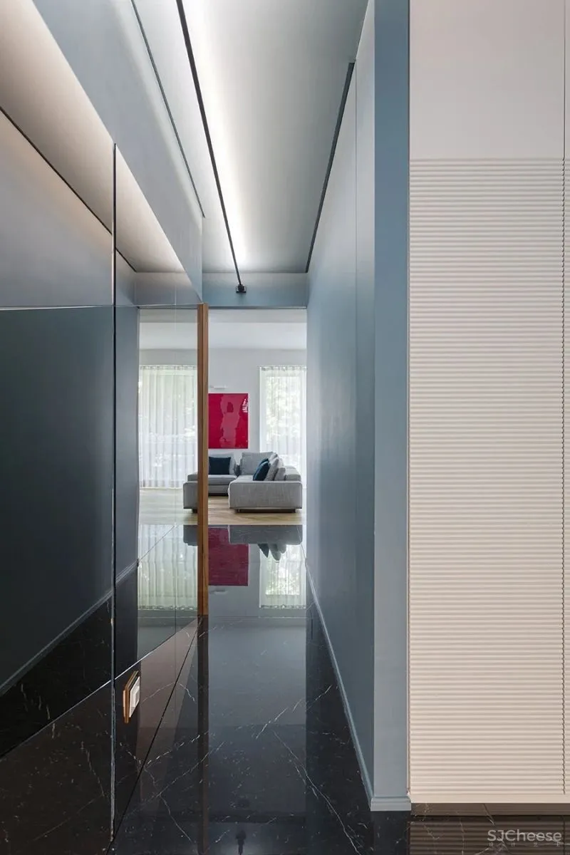 250㎡公寓大爆改,诠释出欧洲古典气质!