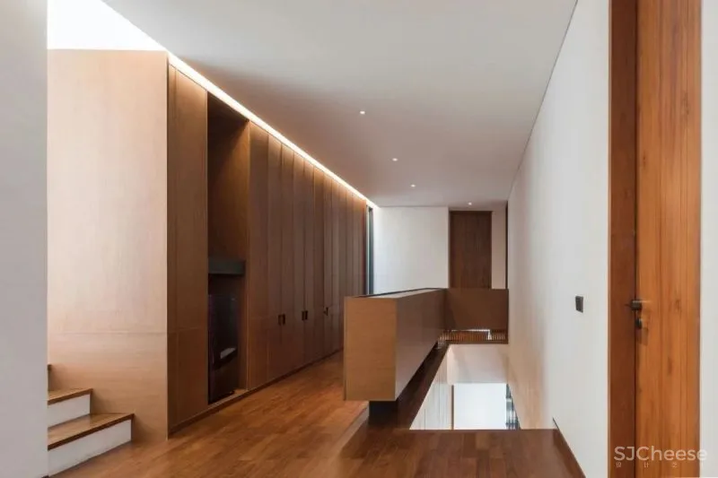 Serene Timber Screen House in Jakarta