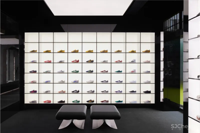 运动鞋品牌Onitsuka Tiger(鬼塚虎),米兰旗舰店设计