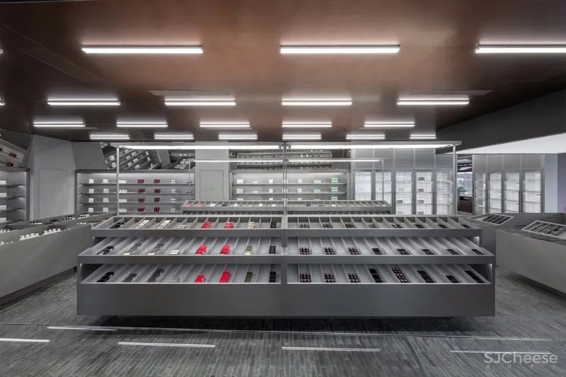 上海·“HARMAY話梅”美妆店设计 AIM