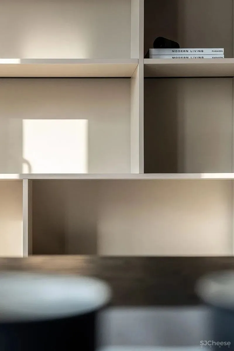 立方体m³:深海蓝索引的美学世界 本白空间