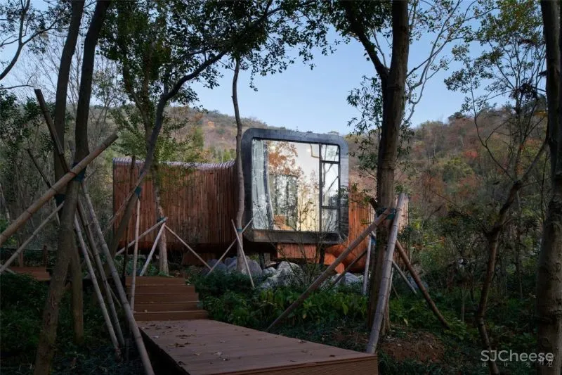 新作 四个隐于山林的温泉小屋