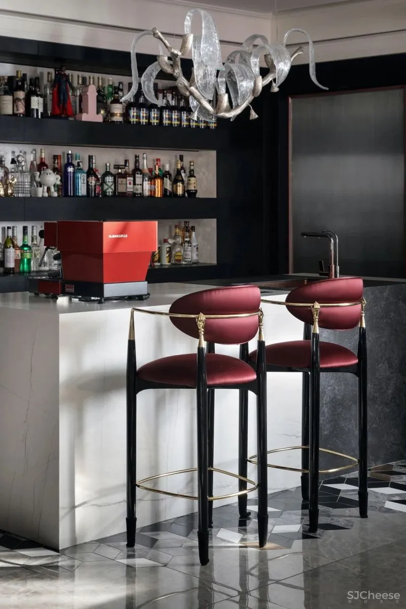 StudioY余颢凌力作 武汉天地「御江苑」私宅设计