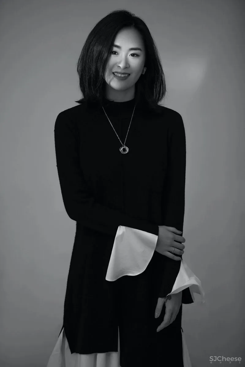 上海 600m² 顶级豪宅设计，低调安静的自然氧吧