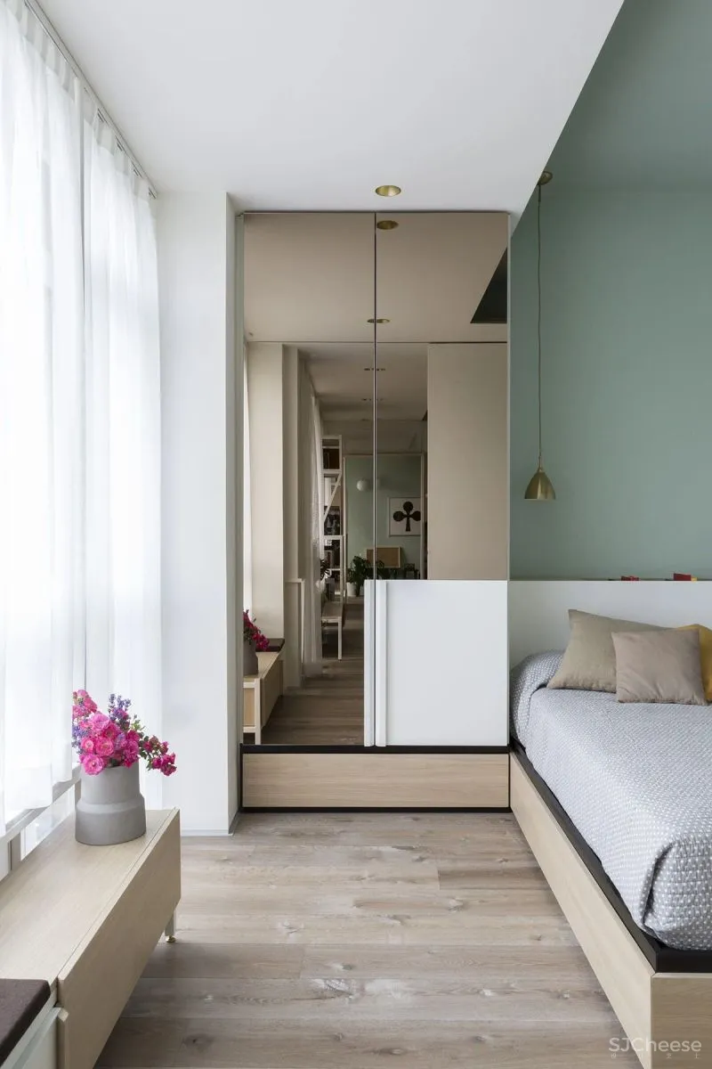 充满蓝调的公寓,用色太前卫了!