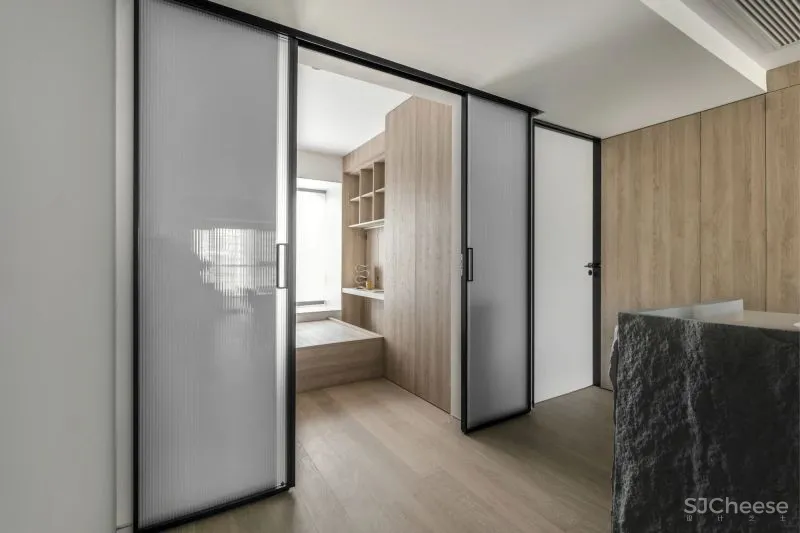 85后夫妻92㎡旧房翻新,塞下三居,却通透得不像话!更有高达35㎡收纳空间!