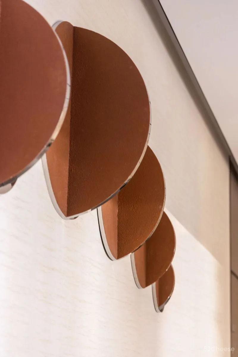 摄取“自然”与“现代”为设计导向和内核,打造一个雅致、高品质的生活美学空间。