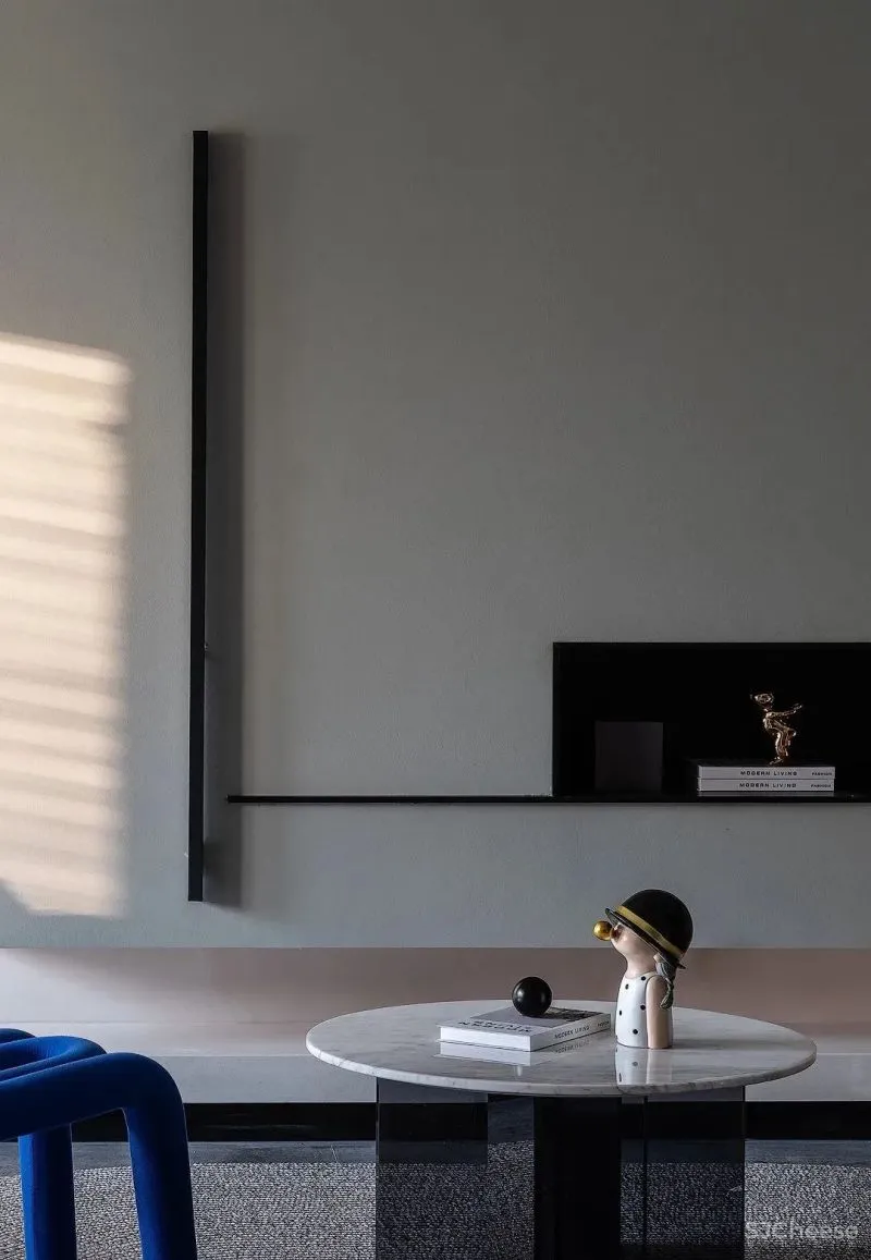 立方体m³:深海蓝索引的美学世界 本白空间