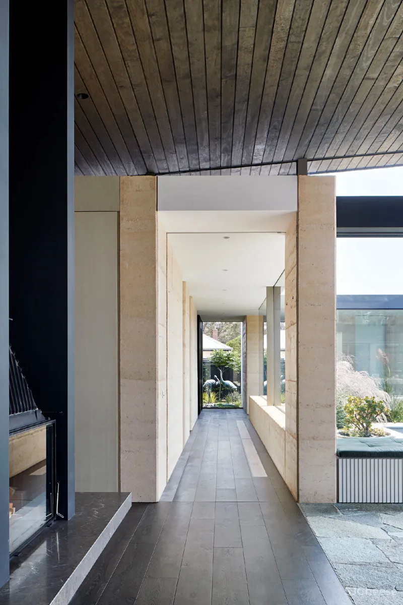 永不过时的夯土墙,自然的材料之美