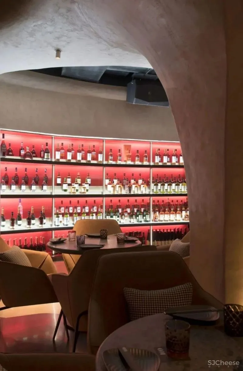 洞见——厦门0JI喔叽碳烧/酒仓 蔡荣伟