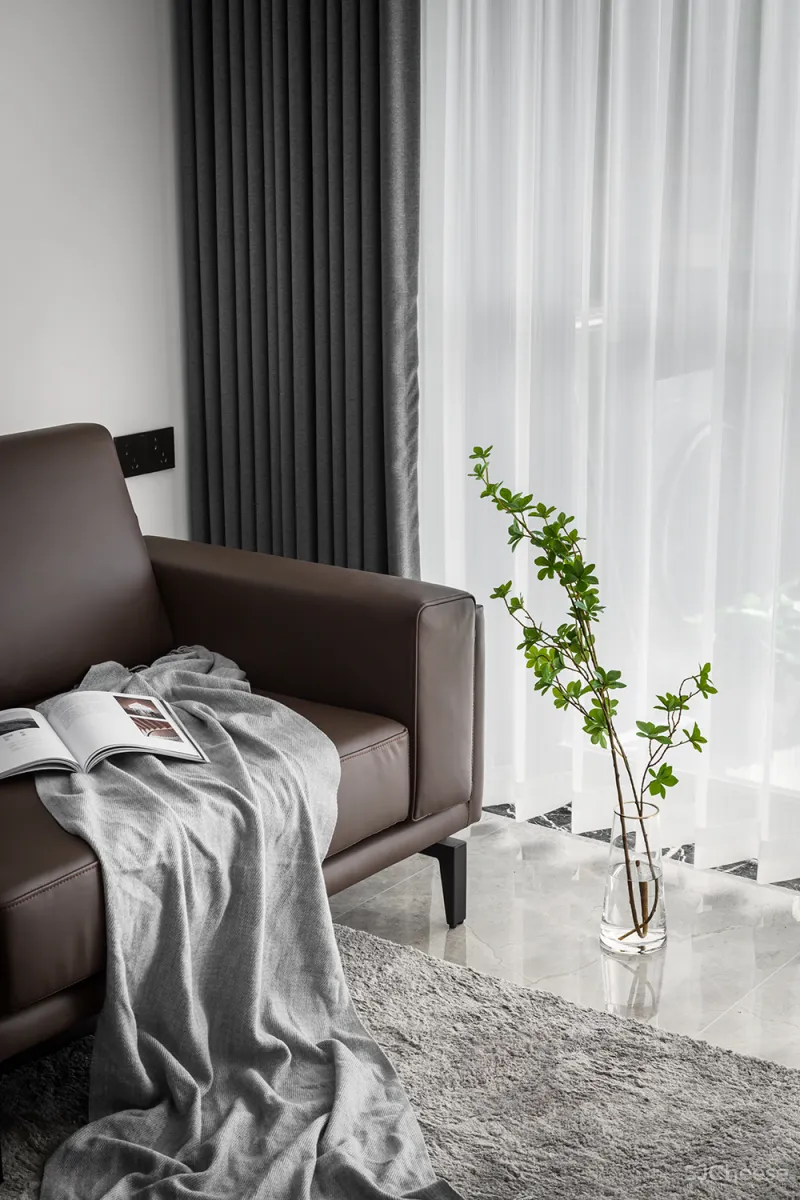 120m²极简设计,克制的生活态度!