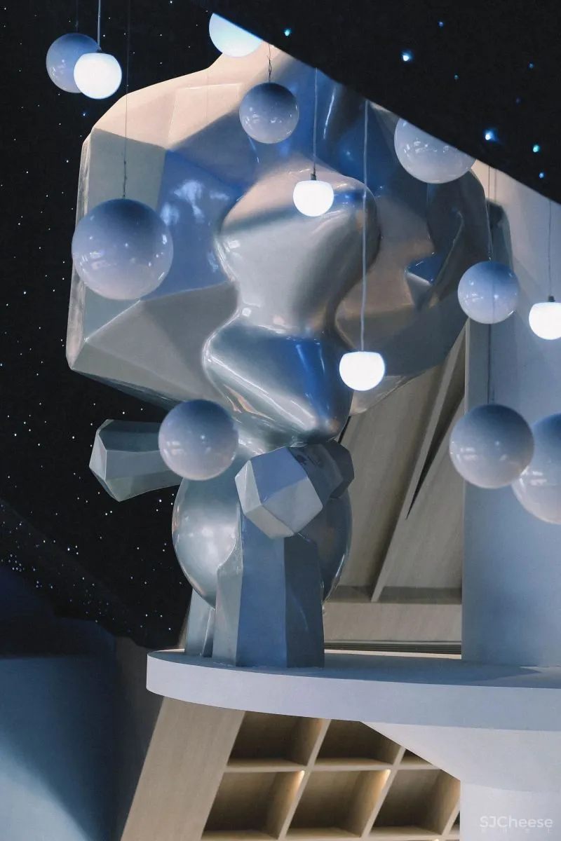 源于安徒生的设计灵感,钢筋水泥下的童话书屋 宇合光年