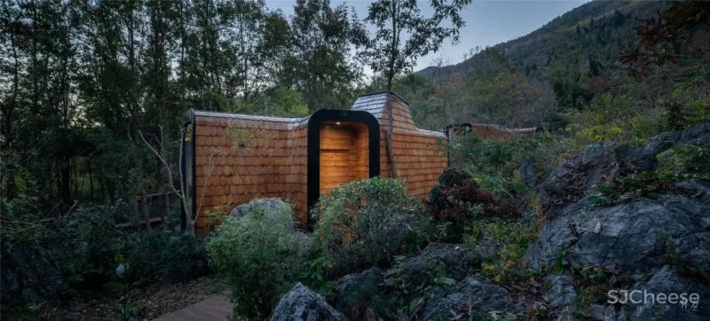 新作 四个隐于山林的温泉小屋