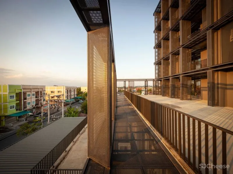 泰国丨Navakitel工业风设计酒店